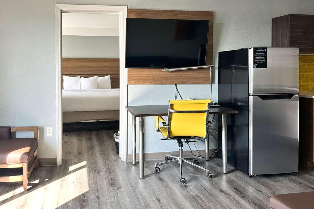 Mainstay Suites Conover-Hickory Rum bild